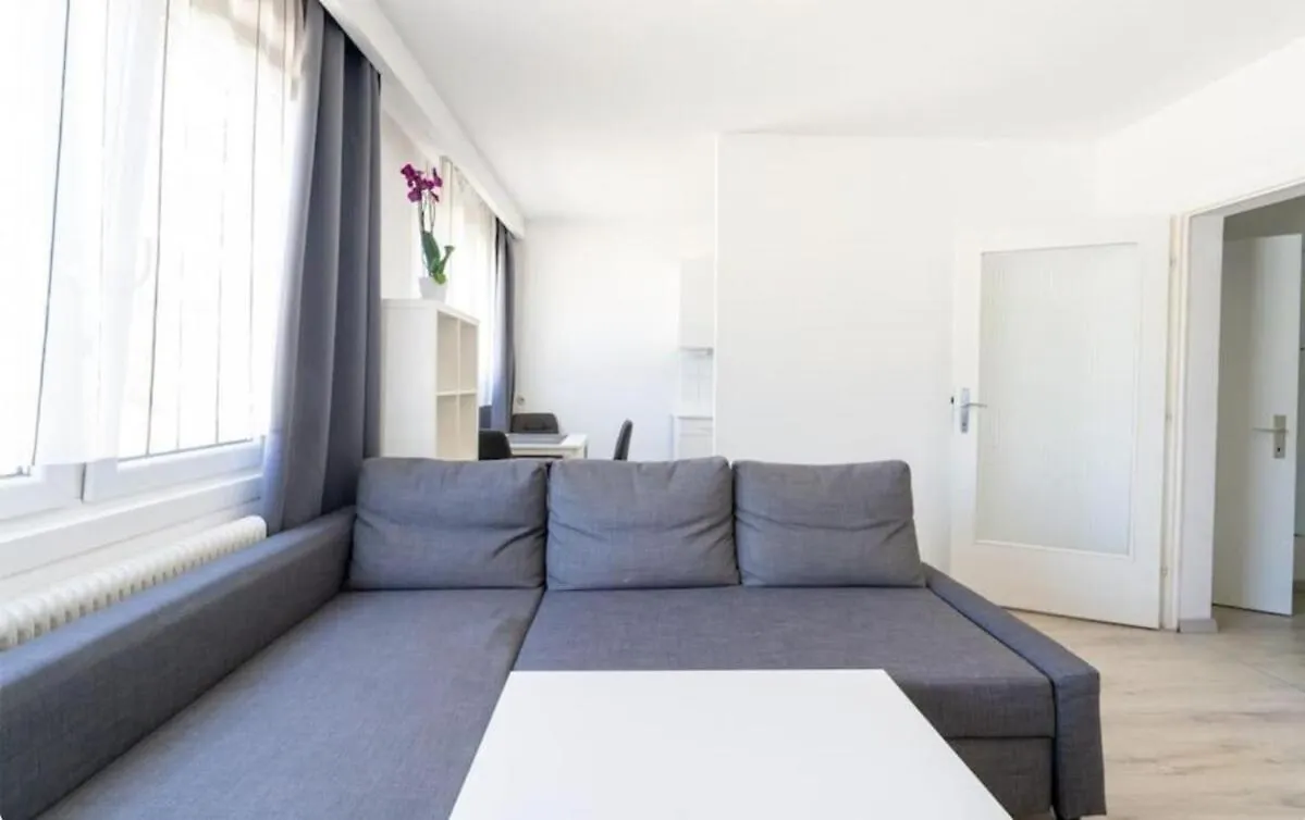 Charming Long-Term Belvedere Apartment Vienna